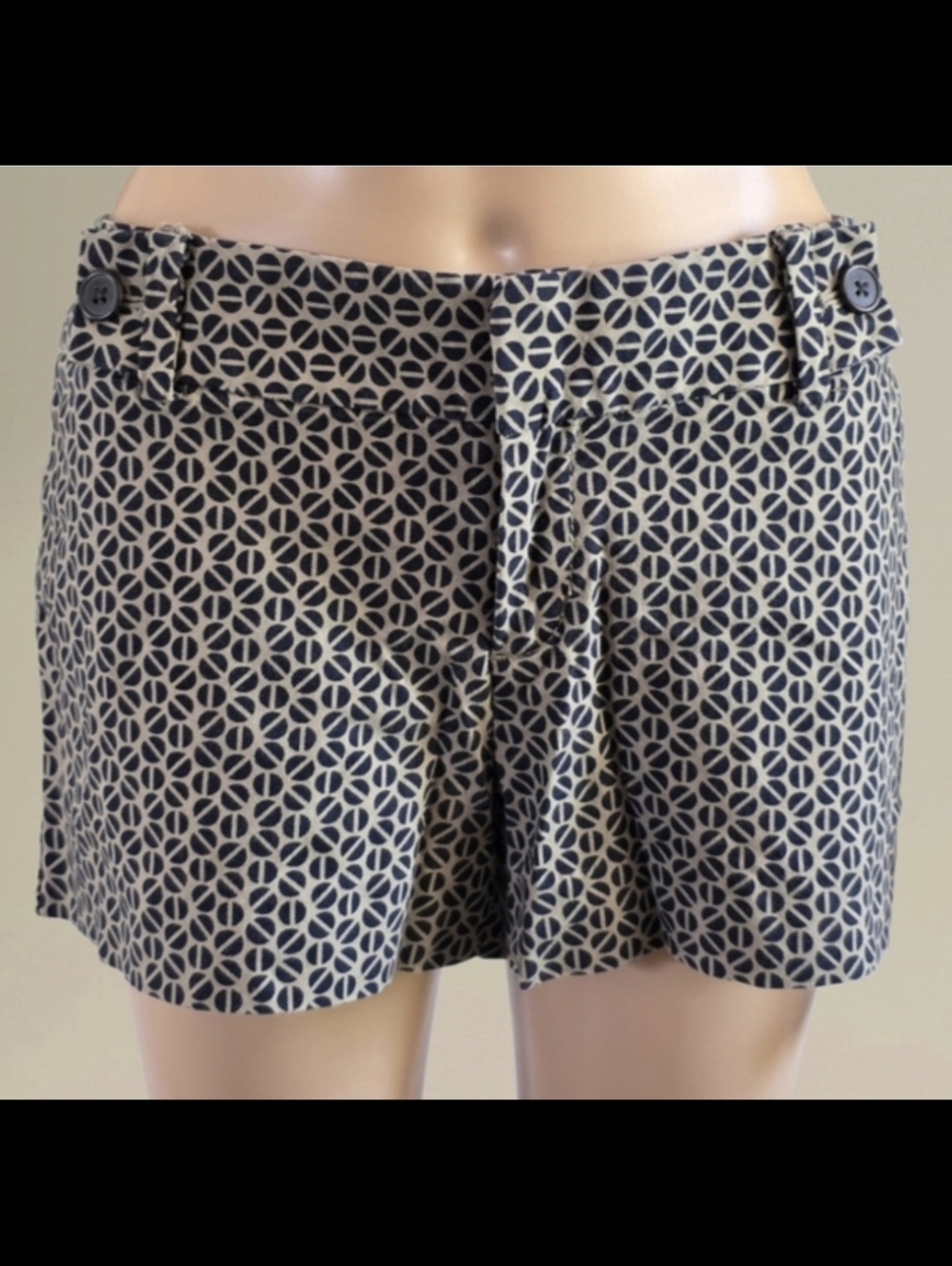 Banana Republic Black/Cream Patterned Ryan Fit Dress Shorts,quiet Luxury, Size 4 - Picture 3 of 16